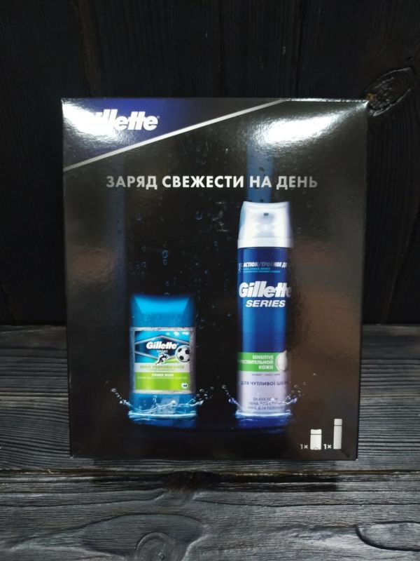 Подарочный набор Gillette Series Sensitive (гелевый антиперспирант-дезодорант + пена для бритья)